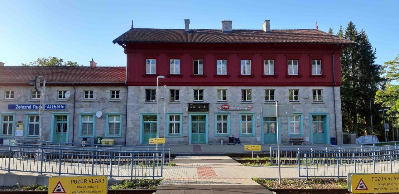 Železná Ruda Dopravna Alzbetin 아파트 호텔 외부 사진